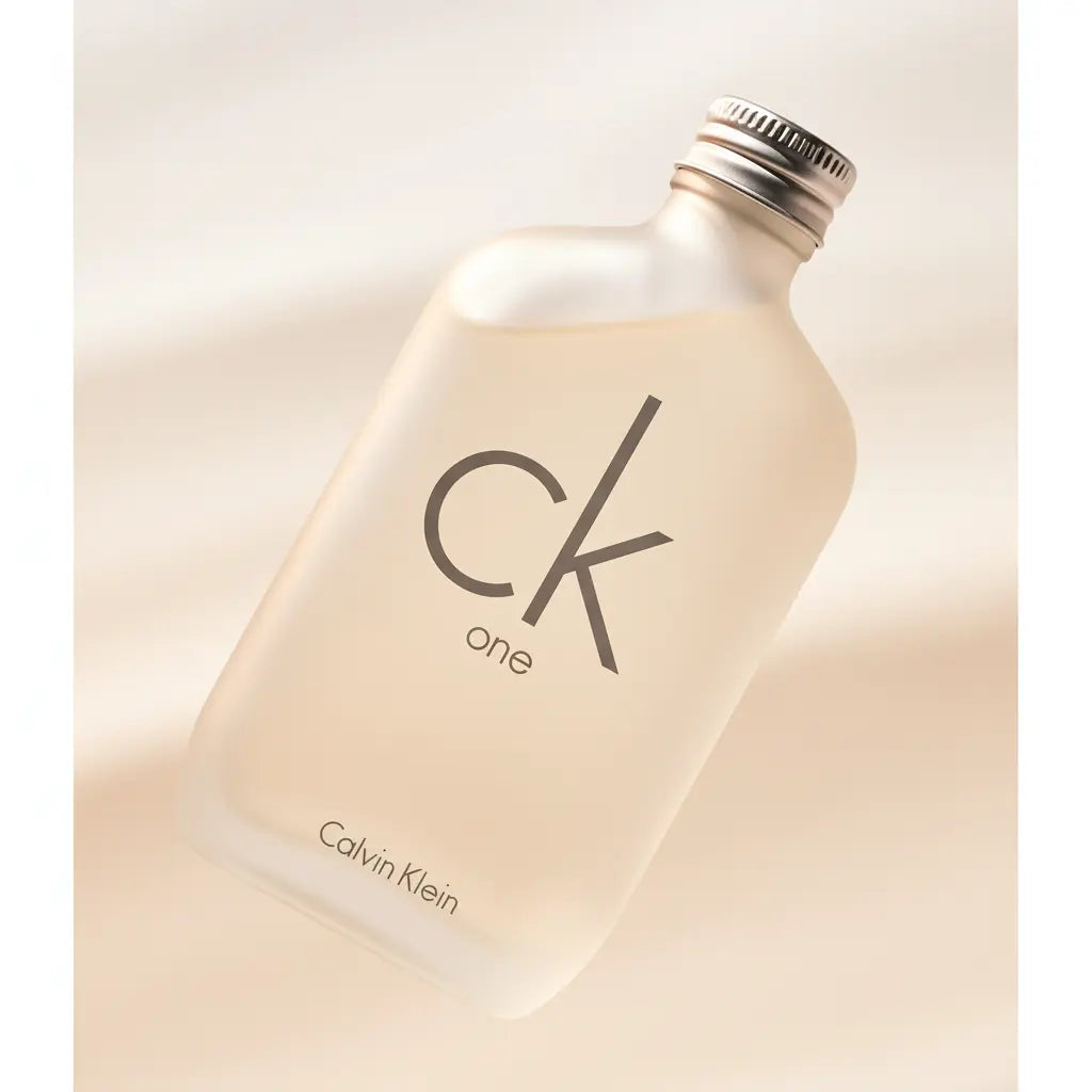 CK One Eau de Toilette Unissex - Calvin Klein