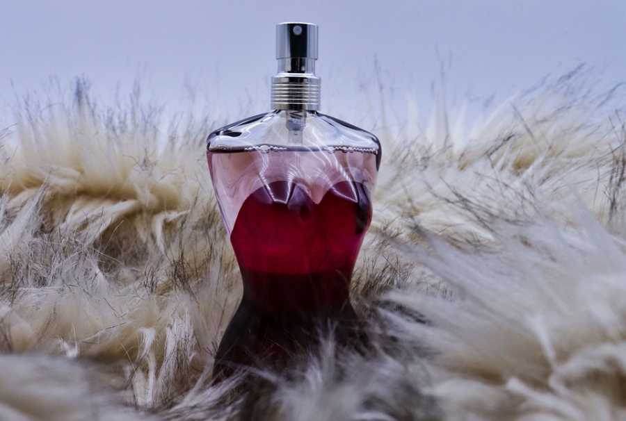 Perfume Sì da Giorgio Armani: Um Clássico Moderno