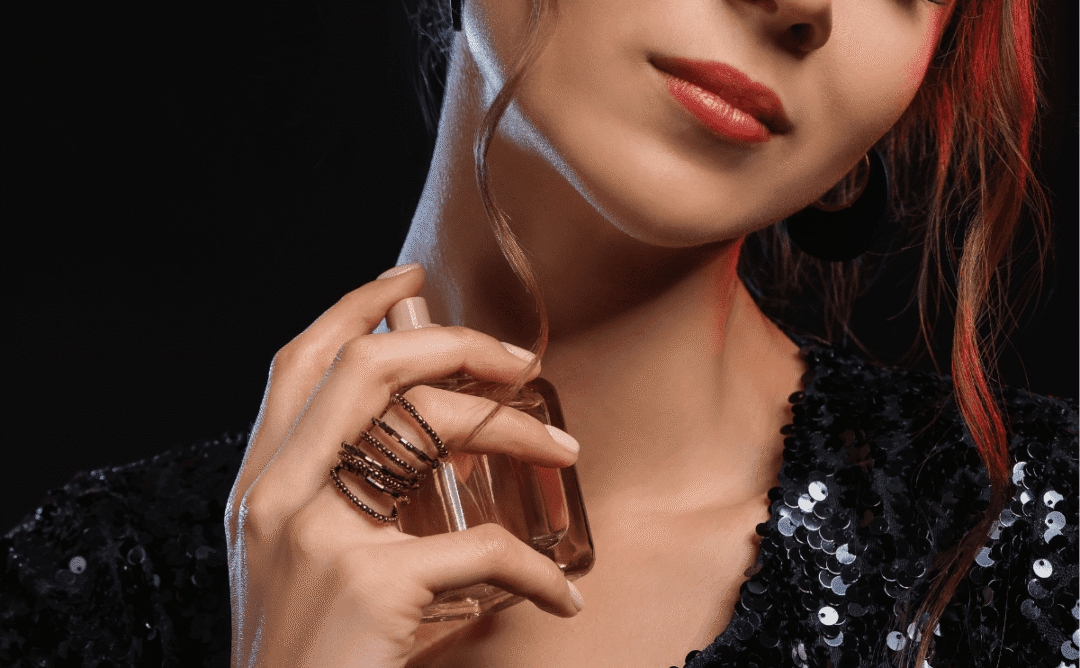 Perfumes Que Combinam Com Maquiagem E Roupas_ Dicas De Harmonização - Gold Glow